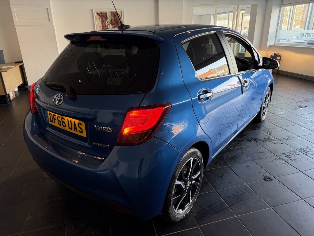 Used Toyota Yaris 2016 for sale - 77630468: Photo 7