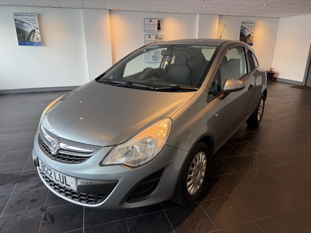 Used Vauxhall Corsa 2012 for sale - 77224096: Photo 3