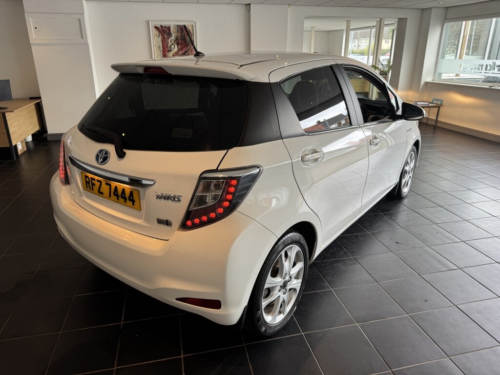 Used Toyota Yaris 2014 for sale - 75948738: Photo 7