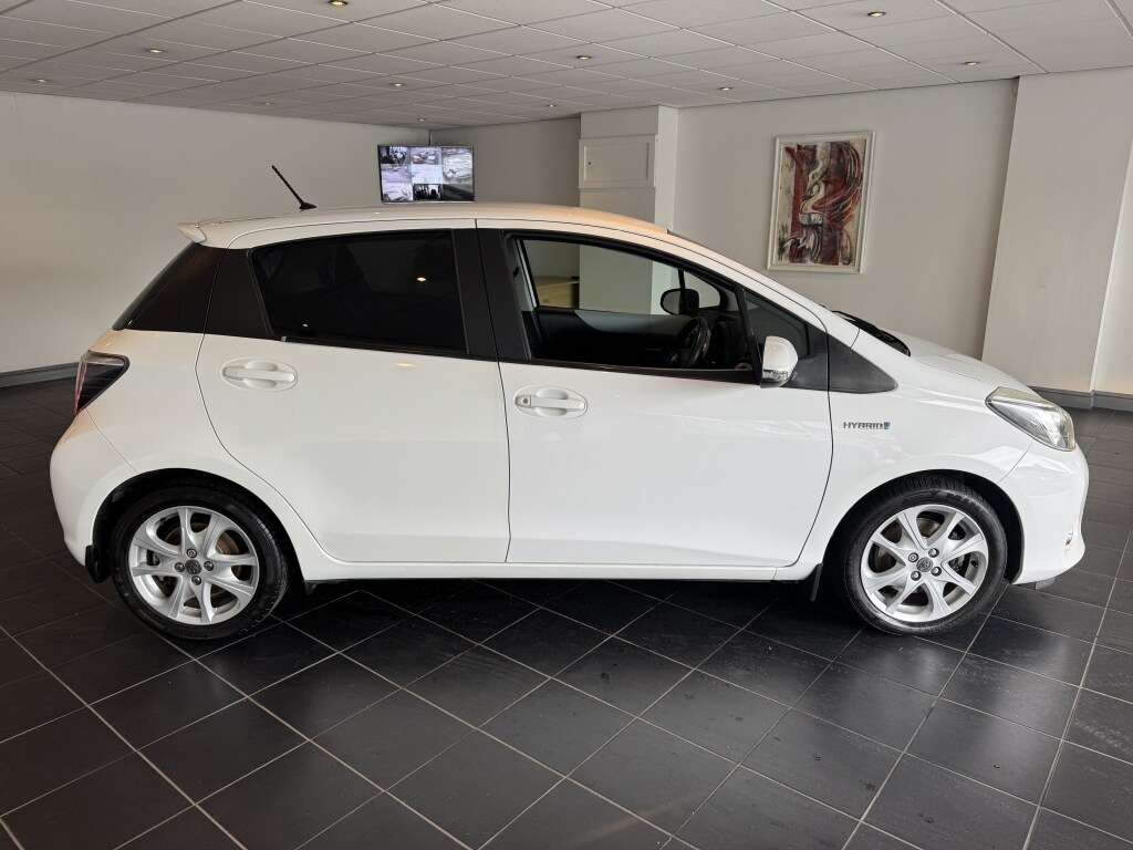 Used Toyota Yaris 2014 for sale - 75948738: Photo 8