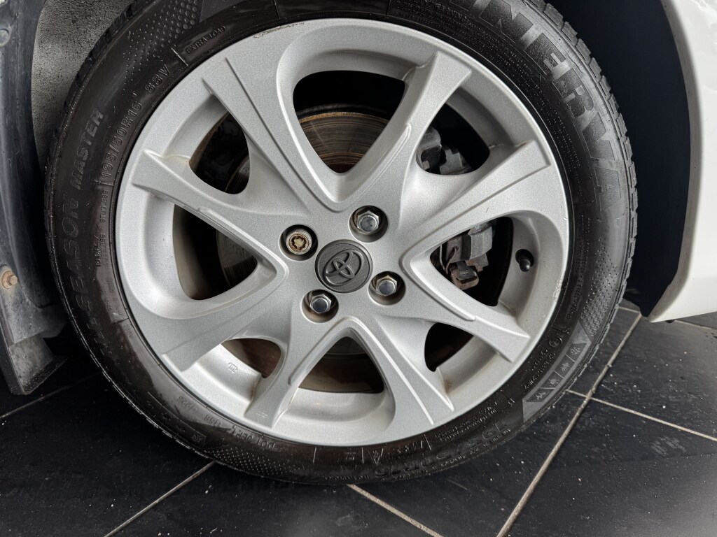 Used Toyota Yaris 2014 for sale - 75948738: Photo 9