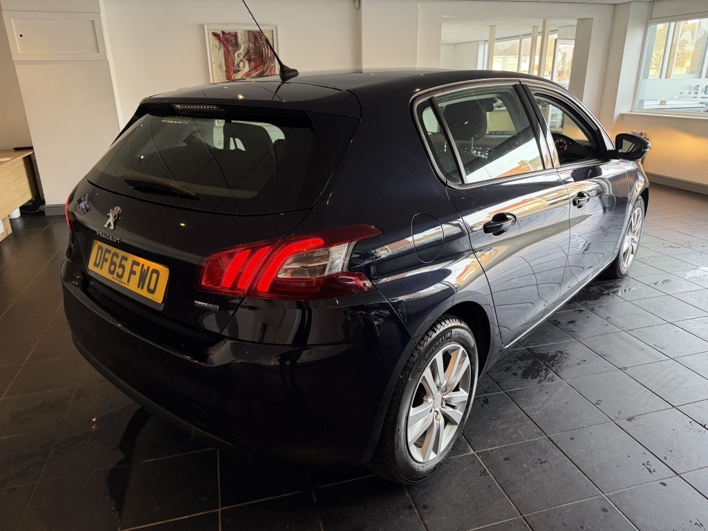 Used Peugeot 308 2015 for sale - 77556404: Photo 7