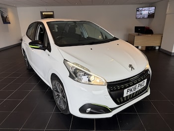 Peugeot - 208