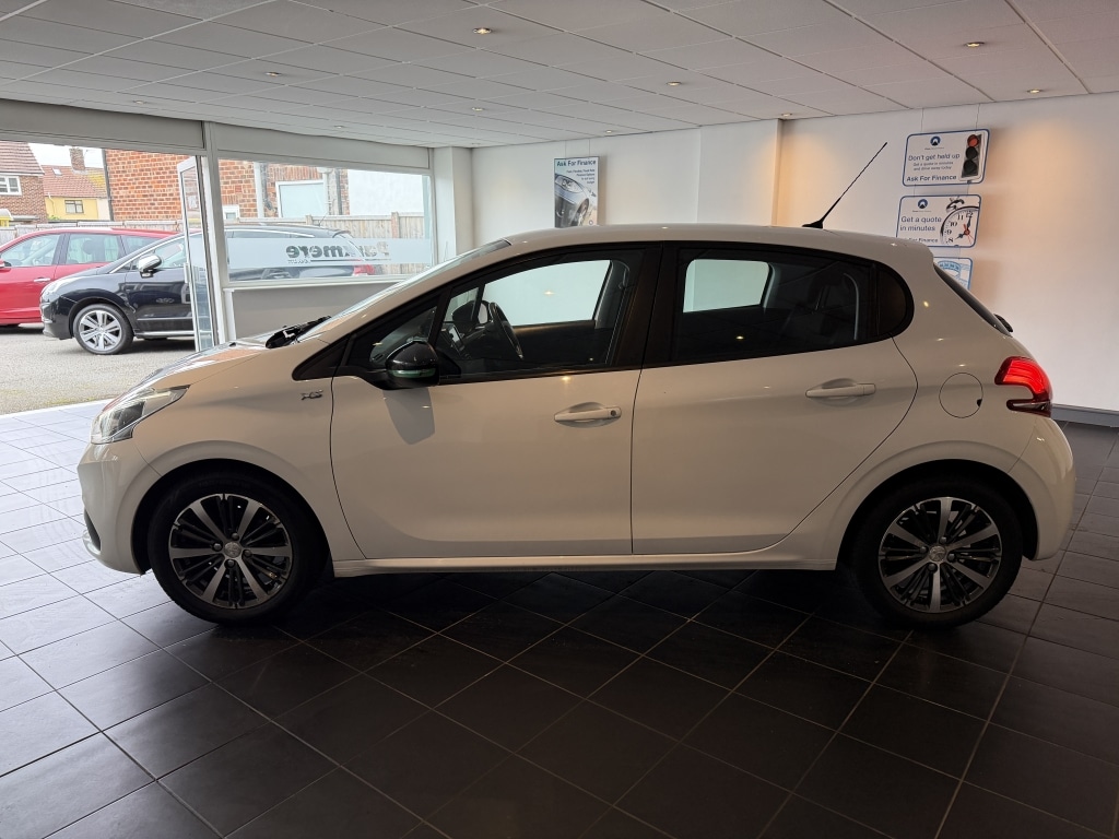 Used Peugeot 208 2016 for sale - 76174335: Photo 4