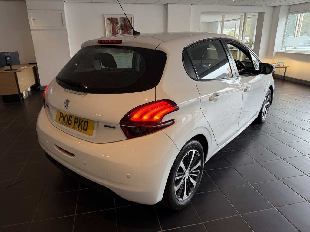 Used Peugeot 208 2016 for sale - 76174335: Photo 7