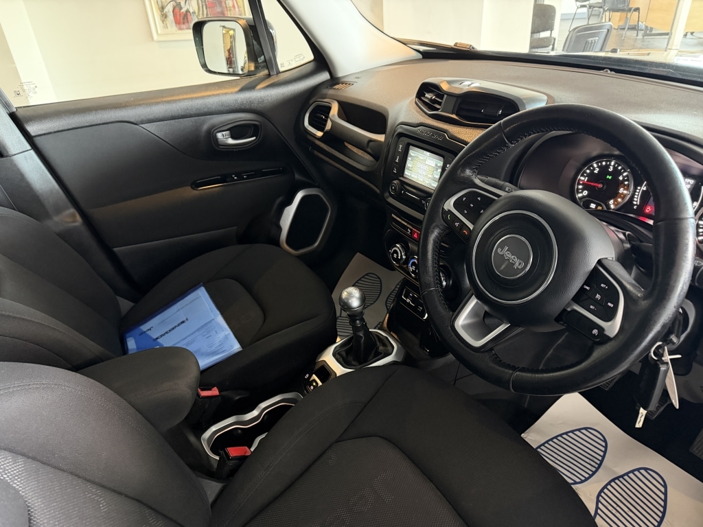Used Jeep Renegade 2016 for sale - 76365267: Photo 10