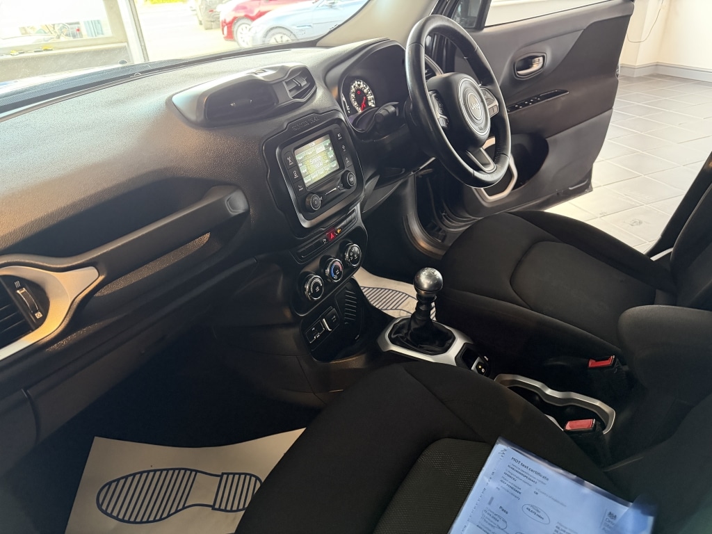 Used Jeep Renegade 2016 for sale - 76365267: Photo 11