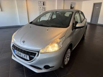 Used Peugeot 208 2014 for sale - 74603891: Photo