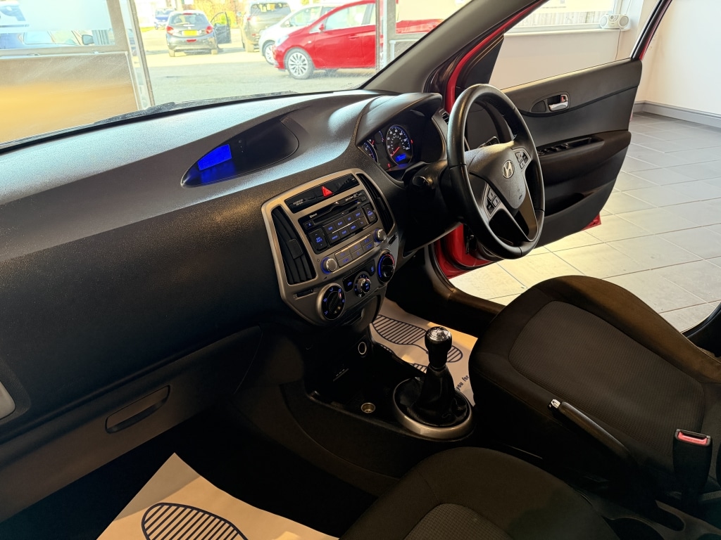 Used Hyundai i20 2014 for sale - 76651939: Photo 11