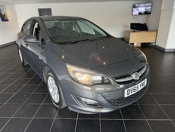 Used Vauxhall Astra 2015 for sale - 78537695: Photo