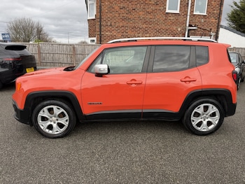Used Jeep Renegade 2015 for sale - 77606267: Photo