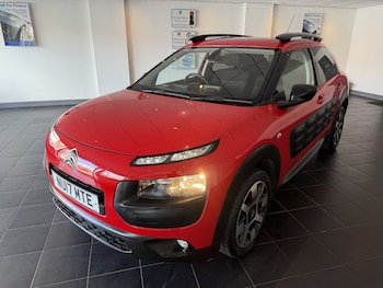 Used Citroen C4 Cactus 2017 for sale - 79446860: Photo