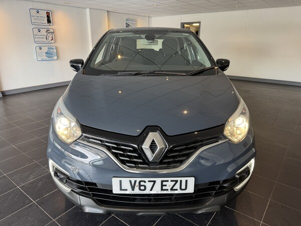 Used Renault Captur 2017 for sale - 76007353: Photo 2
