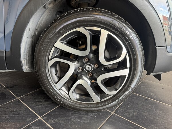 Used Renault Captur 2017 for sale - 76007353: Photo 9