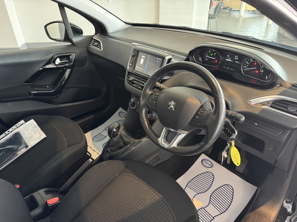 Used Peugeot 208 2018 for sale - 75454785: Photo 10