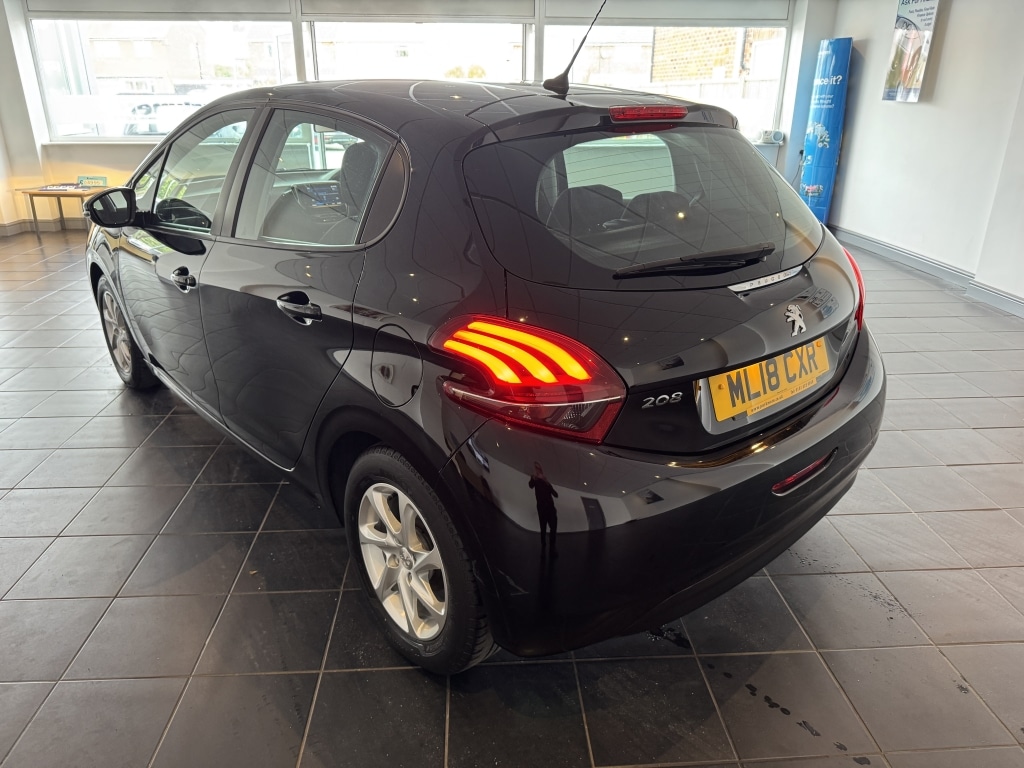 Used Peugeot 208 2018 for sale - 75454785: Photo 5