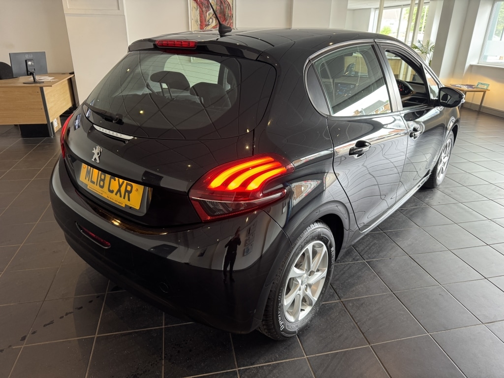 Used Peugeot 208 2018 for sale - 75454785: Photo 7