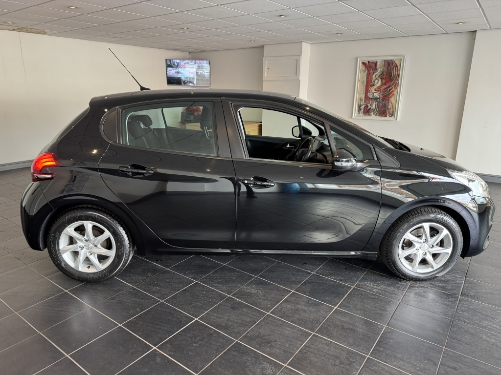 Used Peugeot 208 2018 for sale - 75454785: Photo 8