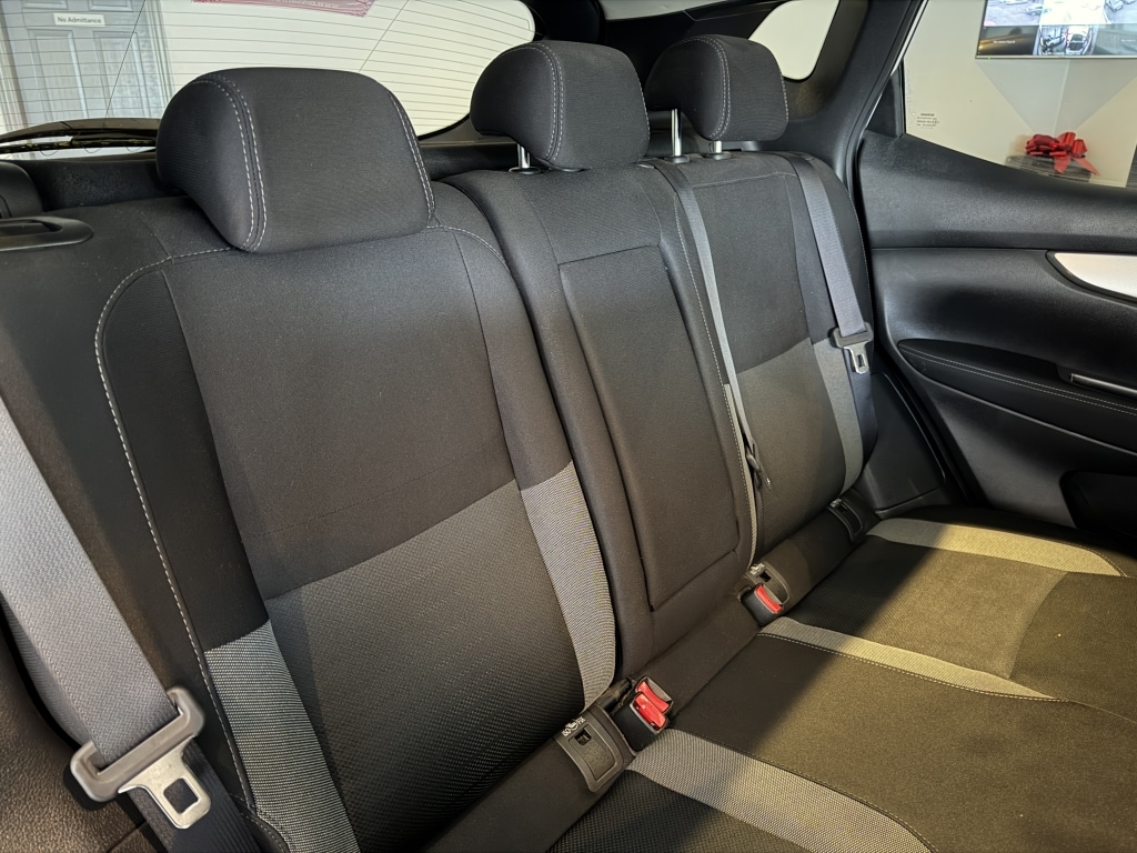 Used Nissan Qashqai 2017 for sale - 76506279: Photo 12