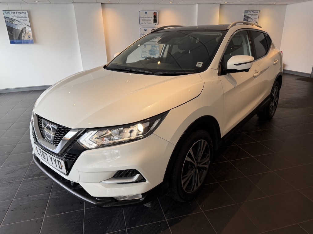 Used Nissan Qashqai 2017 for sale - 76506279: Photo 3