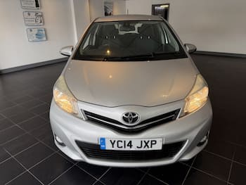 Used Toyota Yaris 2014 for sale - 79801691: Photo