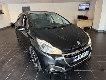 Used Peugeot 208 2016 for sale - 76506275: Photo