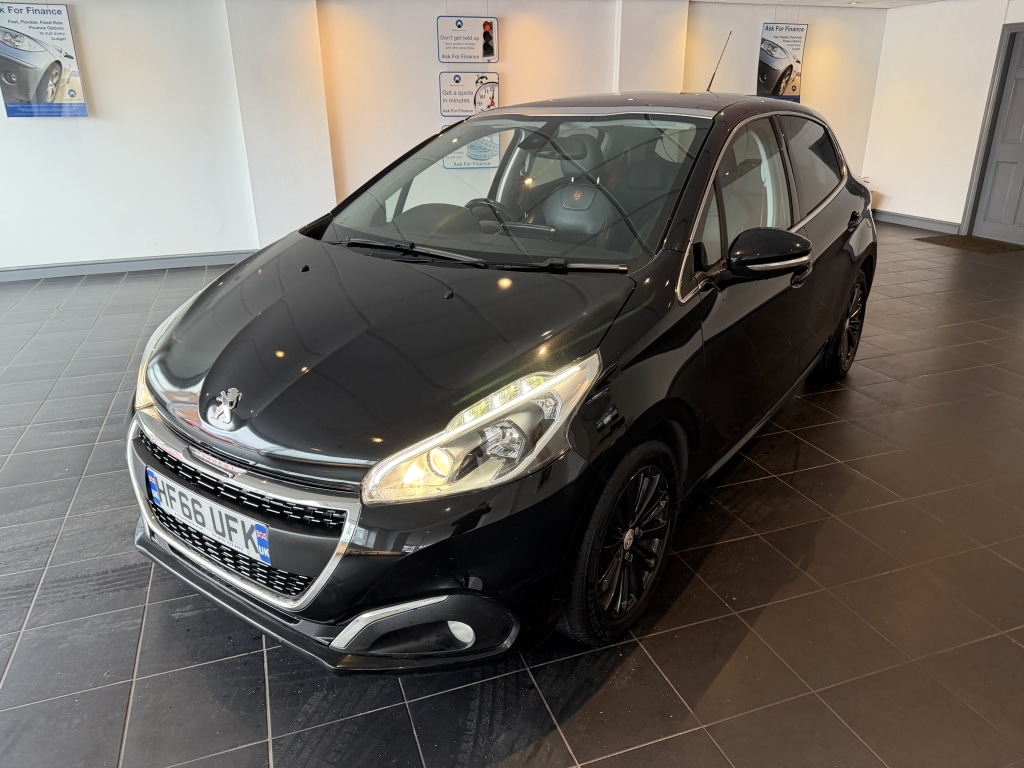 Used Peugeot 208 2016 for sale - 76506275: Photo 3