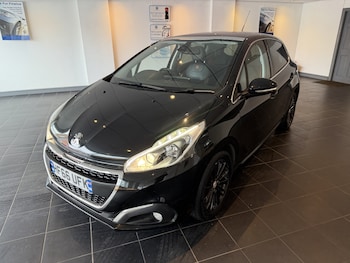 Used Peugeot 208 2016 for sale - 76506275: Photo