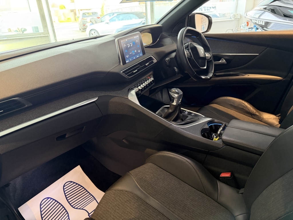 Used Peugeot 3008 2018 for sale - 77630467: Photo 11