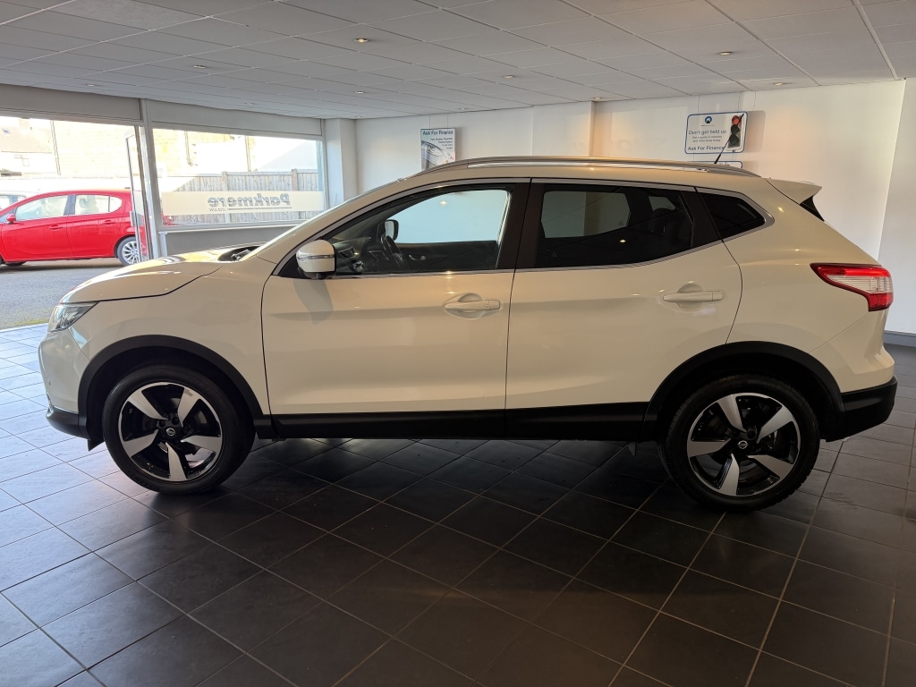 Used Nissan Qashqai 2016 for sale - 76651943: Photo 4