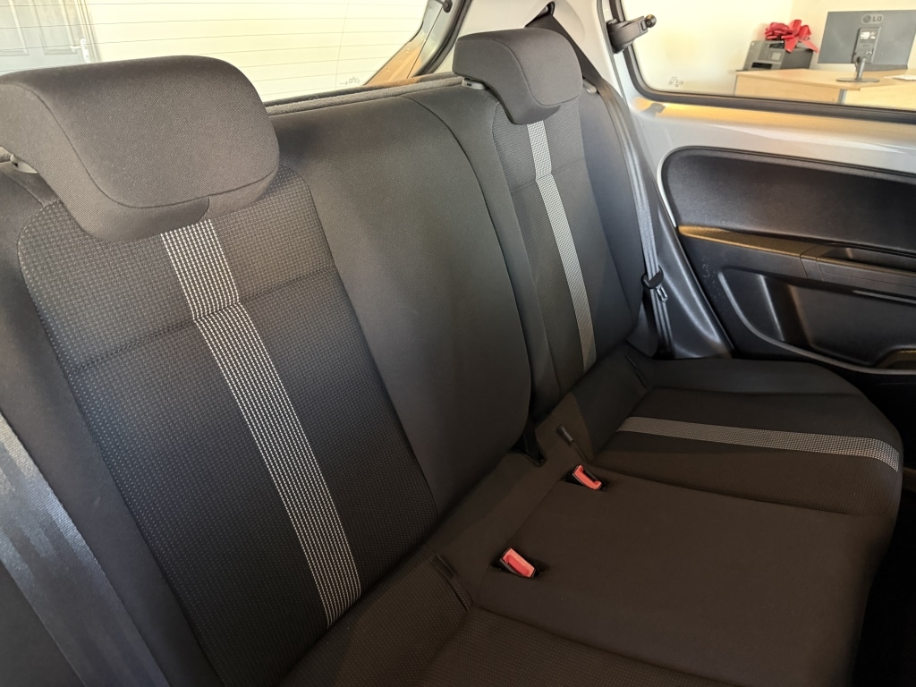 Used Volkswagen up! 2017 for sale - 76583407: Photo 12