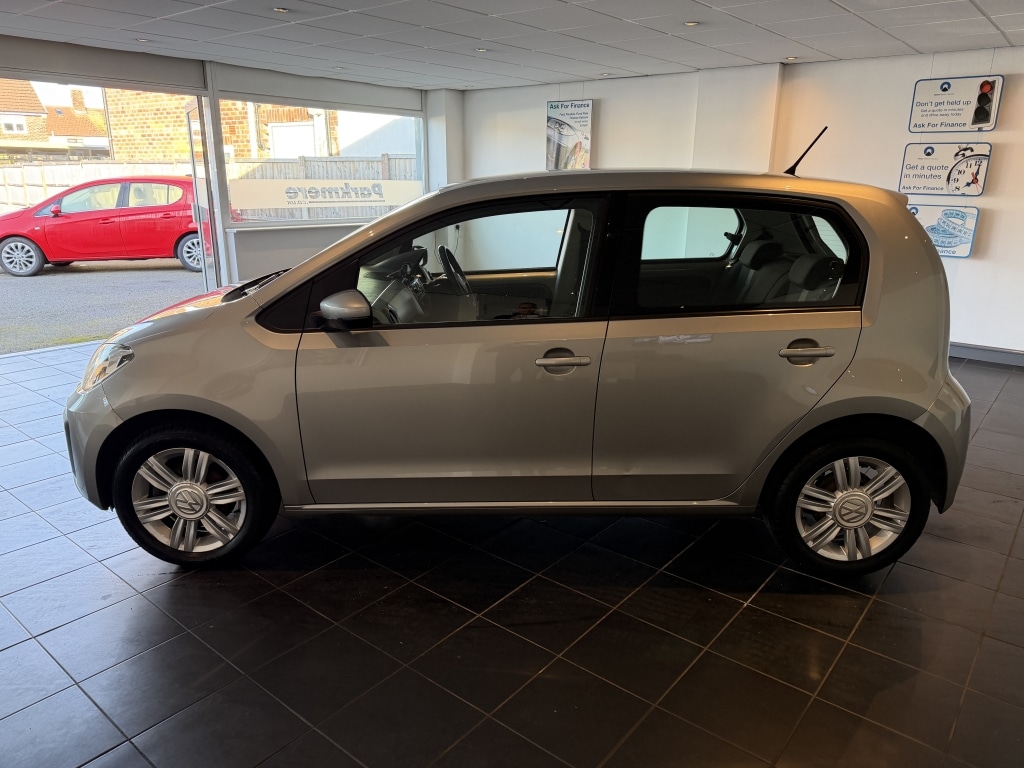 Used Volkswagen up! 2017 for sale - 76583407: Photo 4