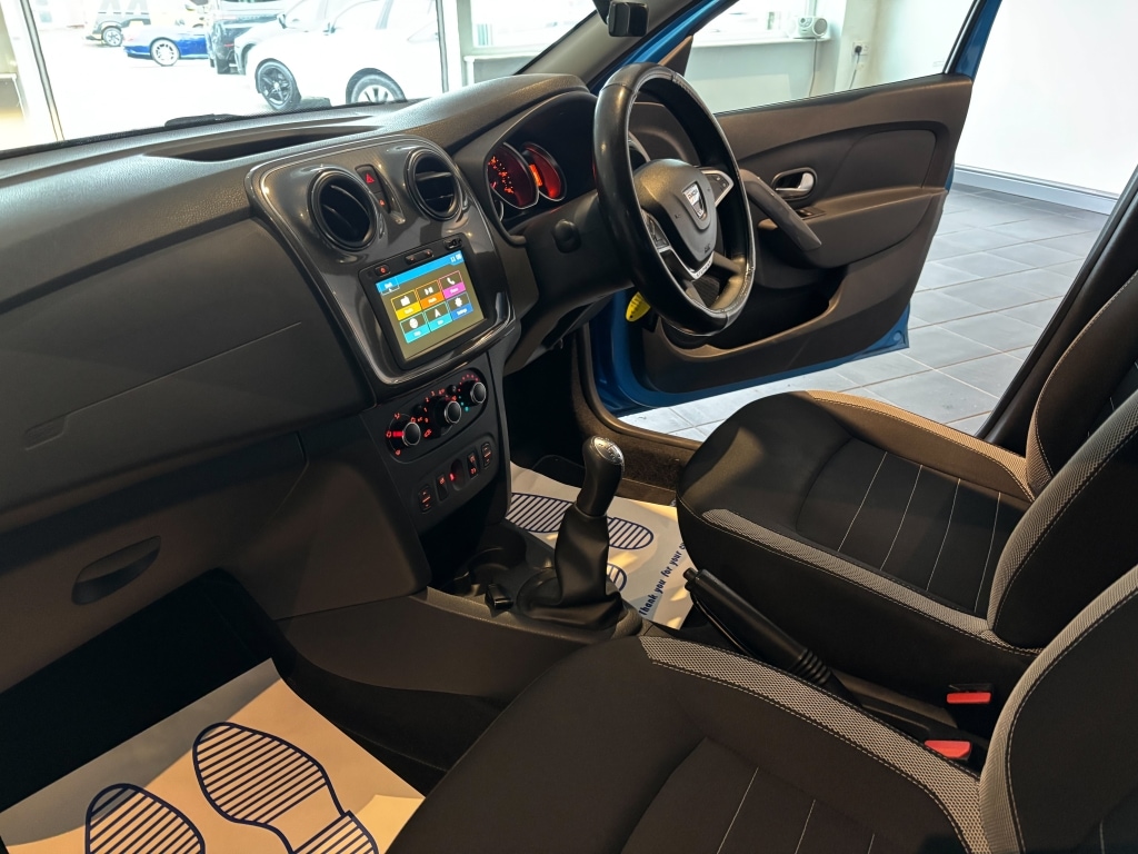 Used Dacia Sandero Stepway 2019 for sale - 77379547: Photo 11