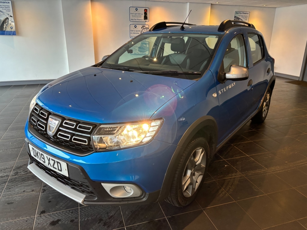 Used Dacia Sandero Stepway 2019 for sale - 77379547: Photo 3