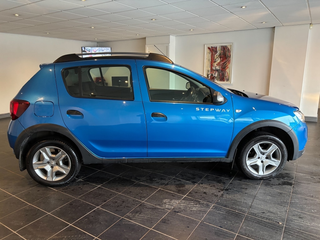 Used Dacia Sandero Stepway 2019 for sale - 77379547: Photo 8
