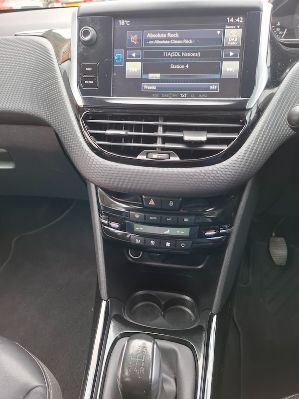Used Peugeot 2008 2016 for sale - 76194566: Photo 11