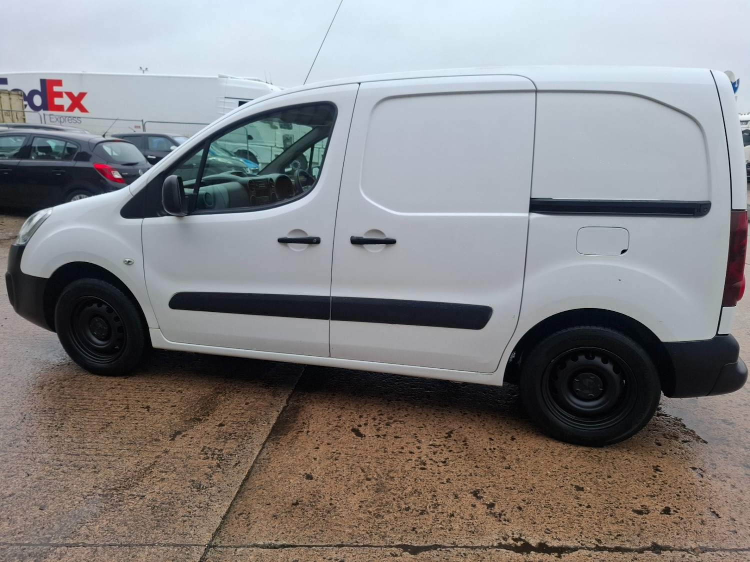 Used Peugeot Partner 2018 for sale - 77521767: Photo 3