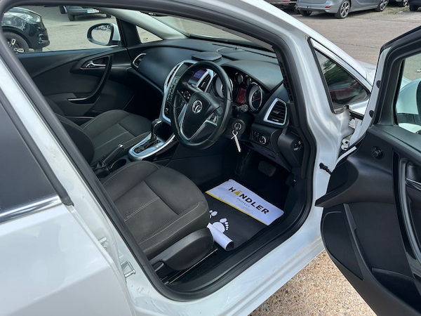 Used Vauxhall Astra 2015 for sale - 74793761: Photo 10