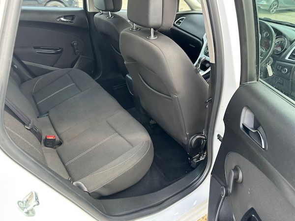 Used Vauxhall Astra 2015 for sale - 74793761: Photo 11