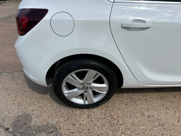 Used Vauxhall Astra 2015 for sale - 74793761: Photo 6