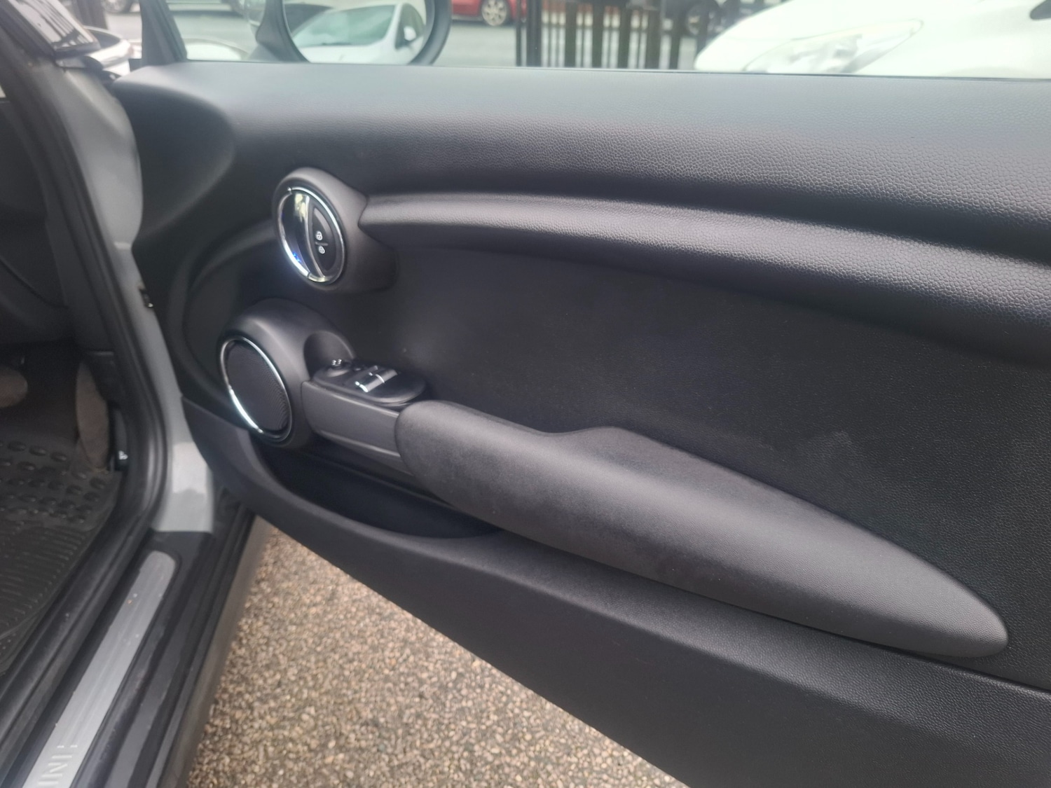 Used MINI Hatch 2015 for sale - 77208000: Photo 12