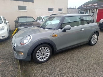 Used MINI Hatch 2015 for sale - 77208000: Photo