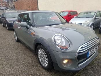 Used MINI Hatch 2015 for sale - 77208000: Photo