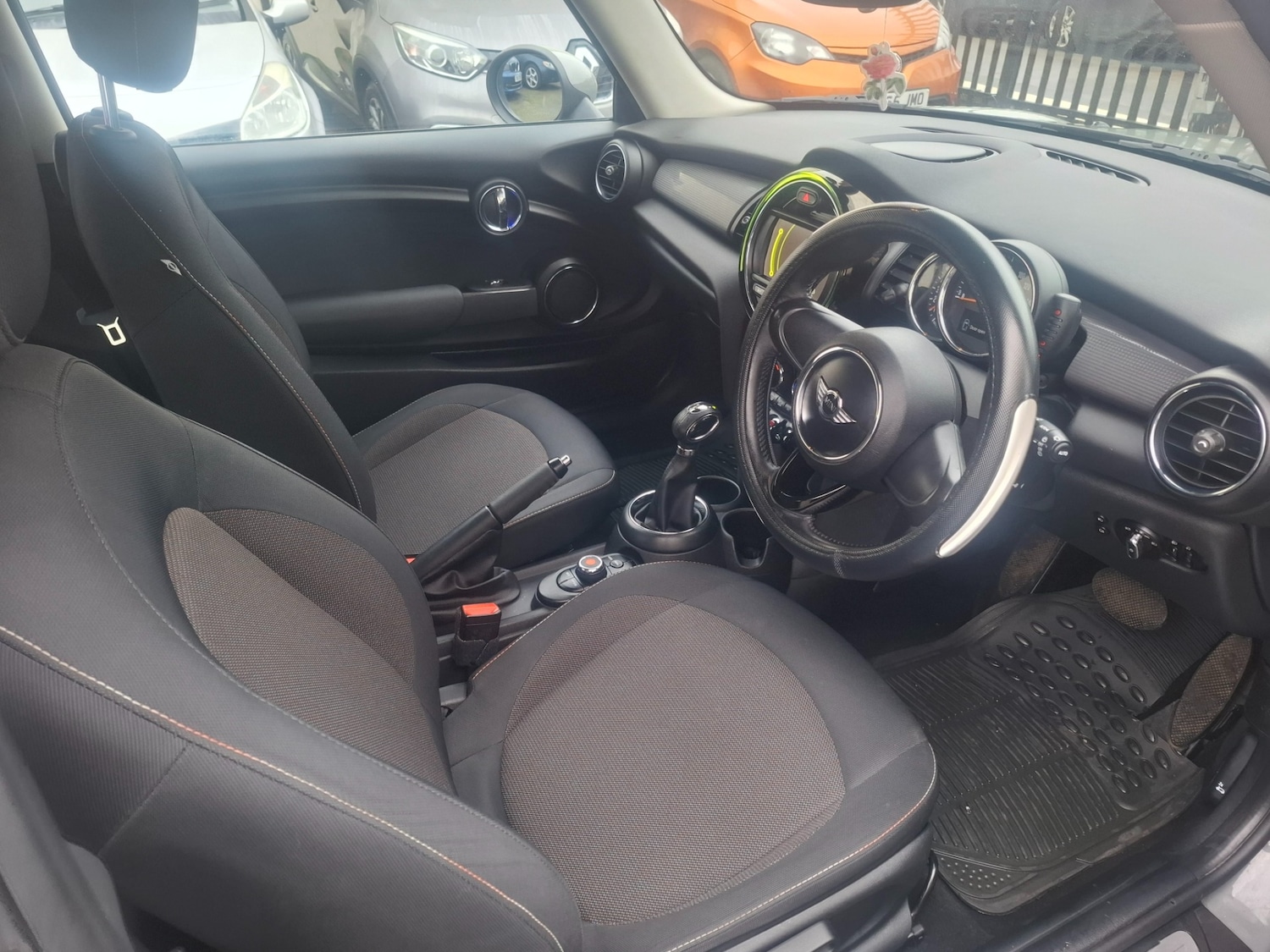 Used MINI Hatch 2015 for sale - 77208000: Photo 7