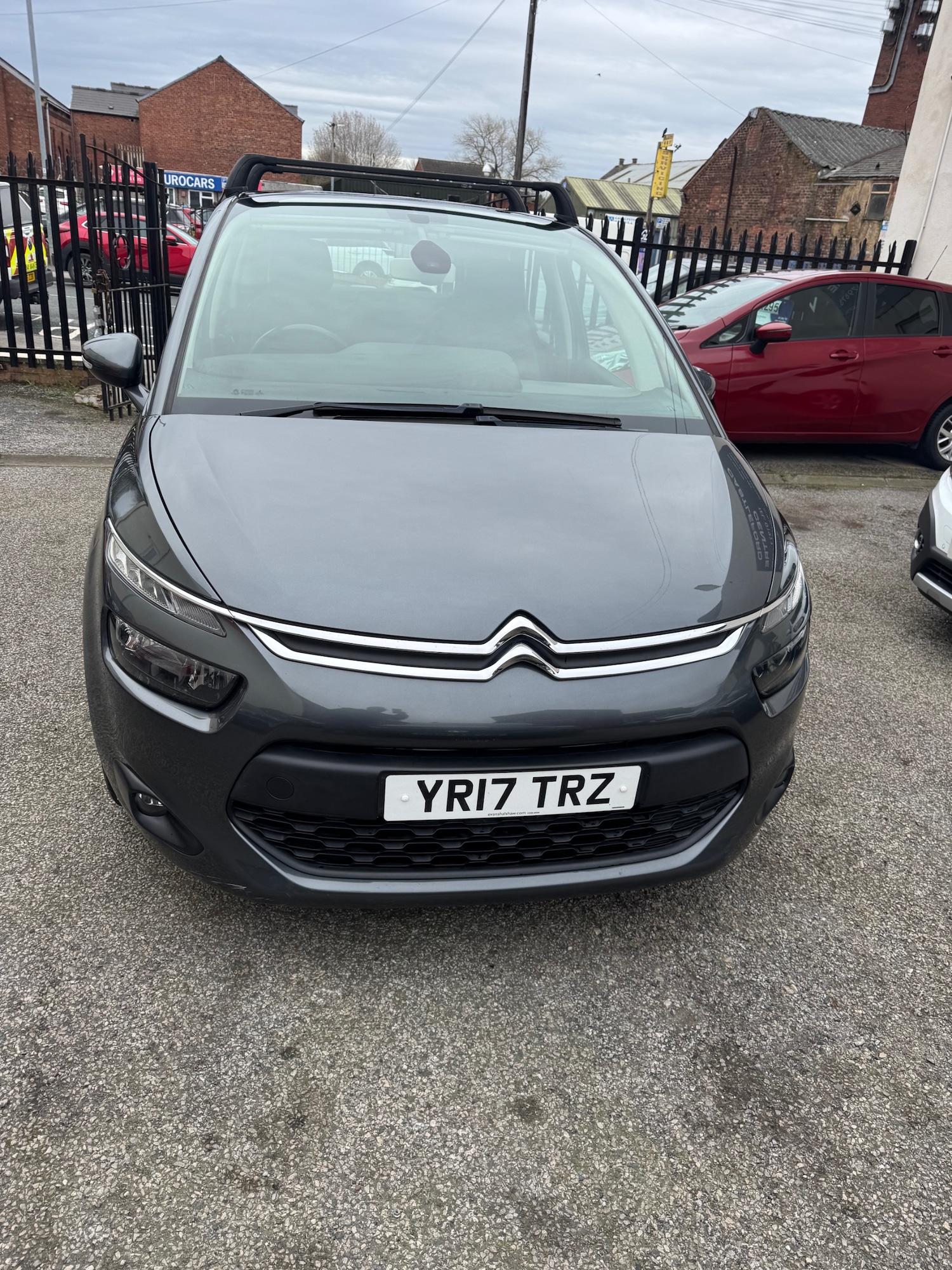 Used Citroen C4 Picasso 2017 for sale - 78131988: Photo 2