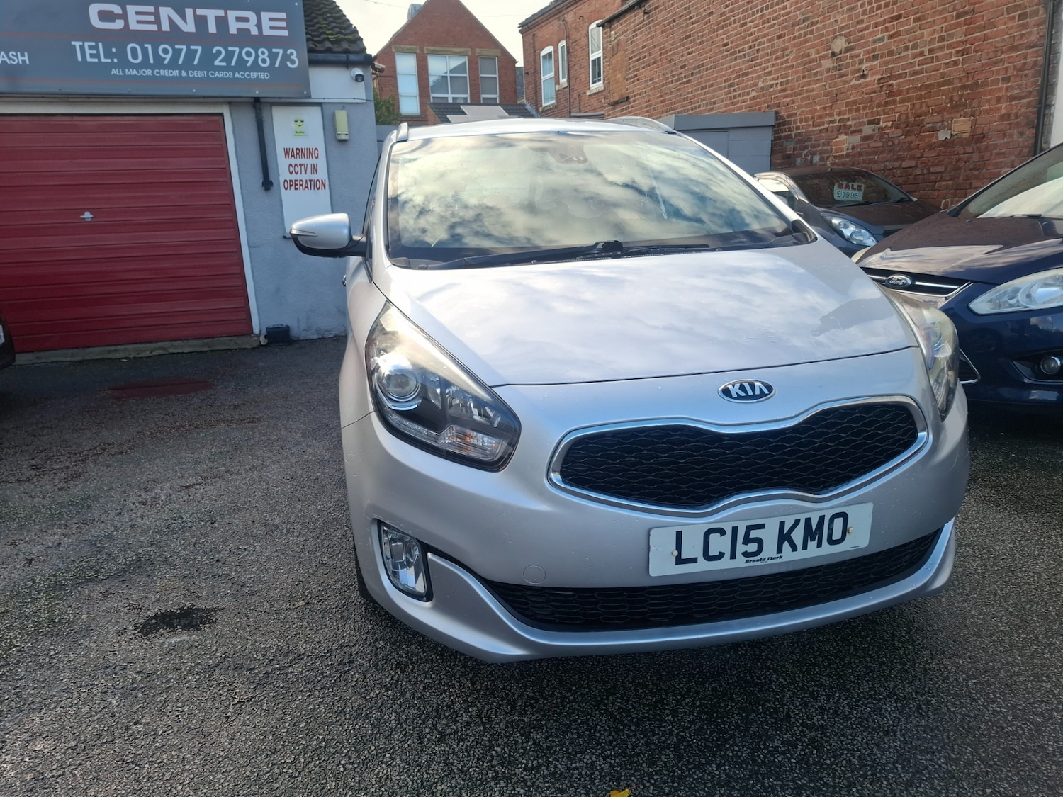 Used Kia Carens 2015 for sale - 76440062: Photo 3
