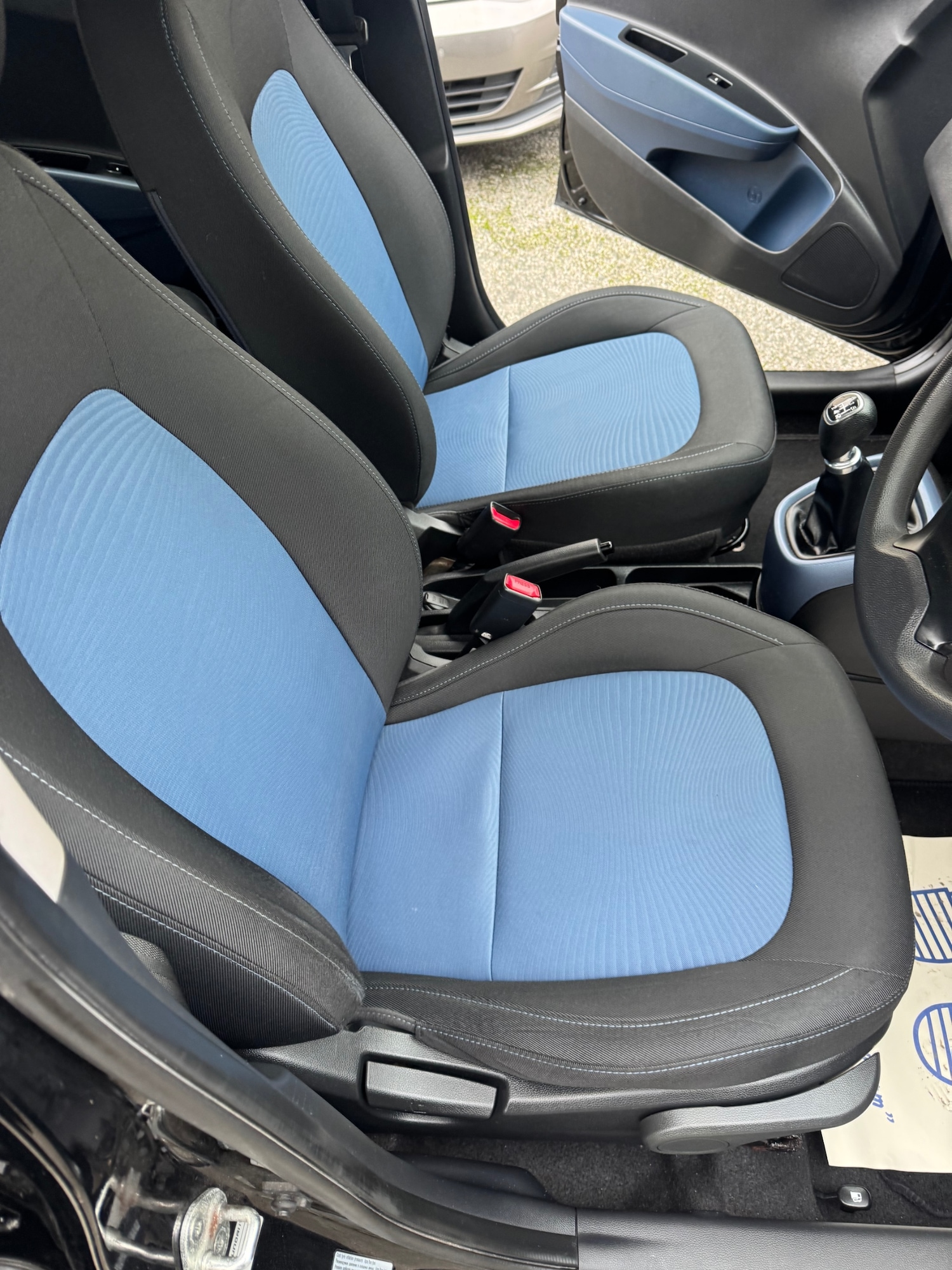 Used Hyundai i10 2015 for sale - 76595254: Photo 11