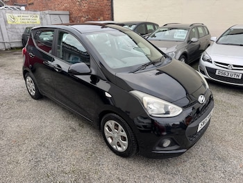 Used Hyundai i10 2015 for sale - 76595254: Photo