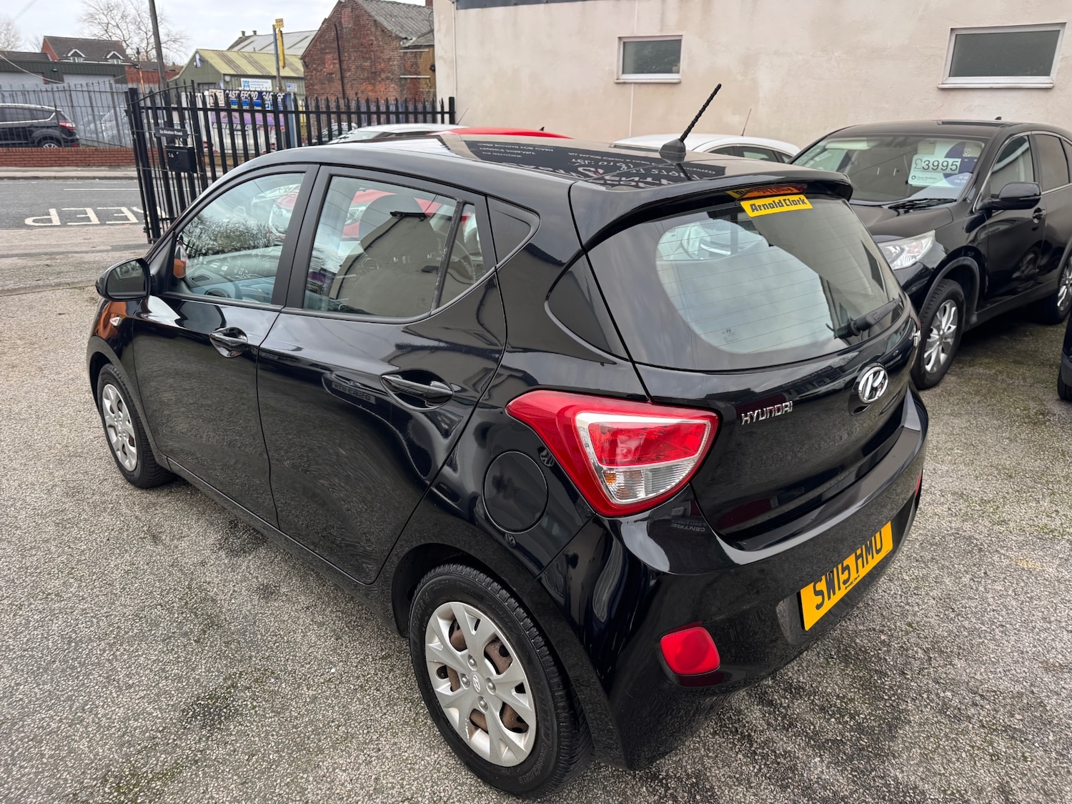 Used Hyundai i10 2015 for sale - 76595254: Photo 5
