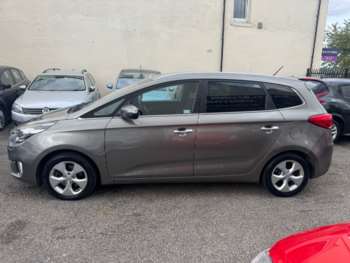 Used Kia Carens 2015 for sale - 75241226: Photo